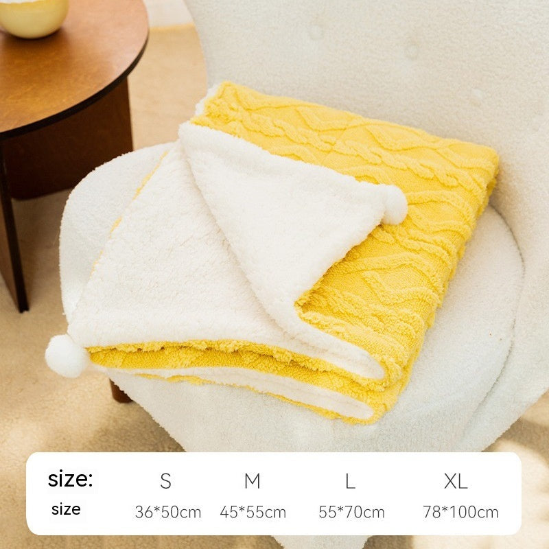 Ins Style Solid Pet Blanket – Soft Fleece Winter Bed